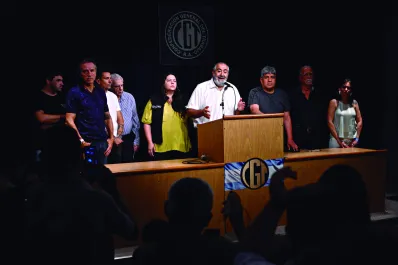 Con cara de pocos amigos: la CGT reaccionó y le marcó la cancha a Milei