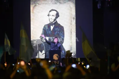 Milei, Alberdi y el reto de Hamlet: ponerle método a cualquier locura