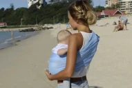 Porteo en verano: consejos para proteger la salud de los bebés
