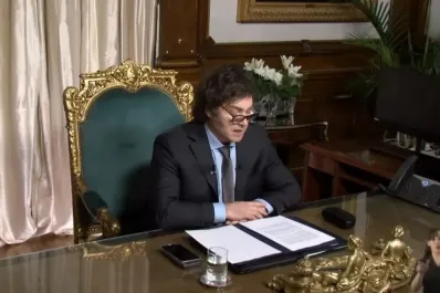 El Gobierno ordenó por decreto una auditoría exhaustiva de la administración pública