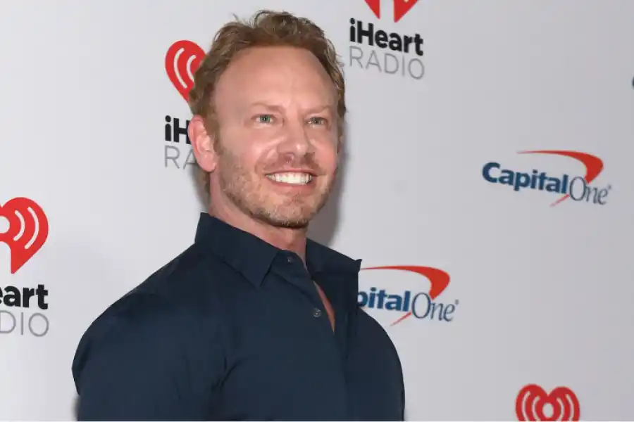 Ian Ziering fue atacado por un grupo de motociclistas en plena luz del día