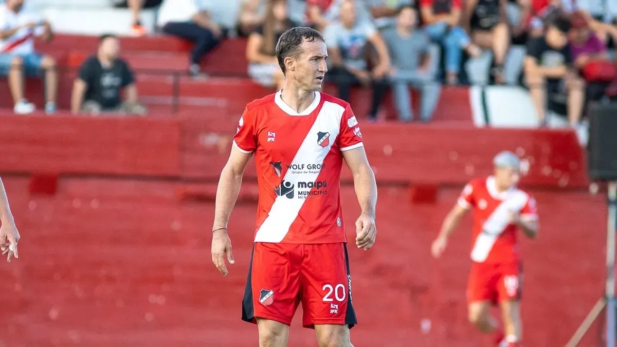 APORTÓ LO SUYO. Klusener viene de marcar seis goles en la última temporada de la Primera Nacional, con Deportivo Maipú. Foto de Axel Lloret (Diario UNO)