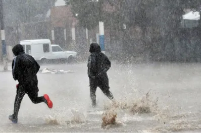 Alerta meteorológica: ¿en qué provincias se esperan fuertes tormentas y caída de granizo?