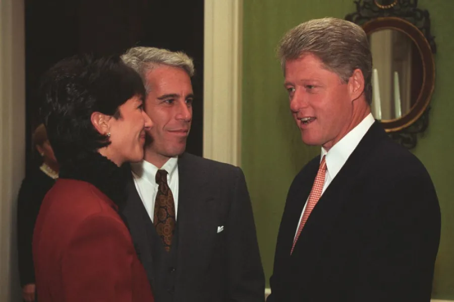Bill Clinton, uno de los pasajeros en vuelos de Epstein.