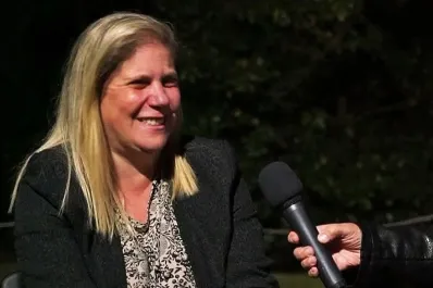 Uruguay: una diplomática argentina habría ingresado dólares a un penal y quedó en la mira de la Justicia