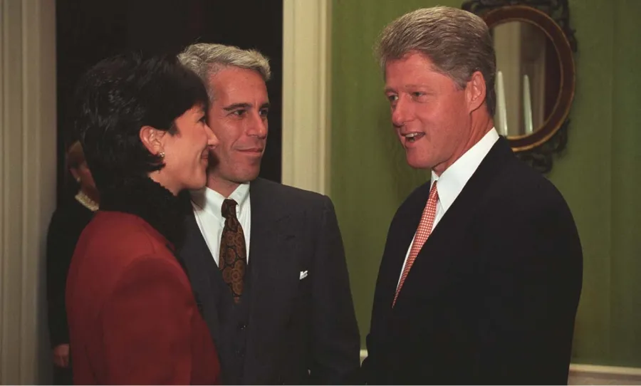 Bill Clinton y Donald Trump entre los pasajeros de los jets privados de Jeffrey Epstein