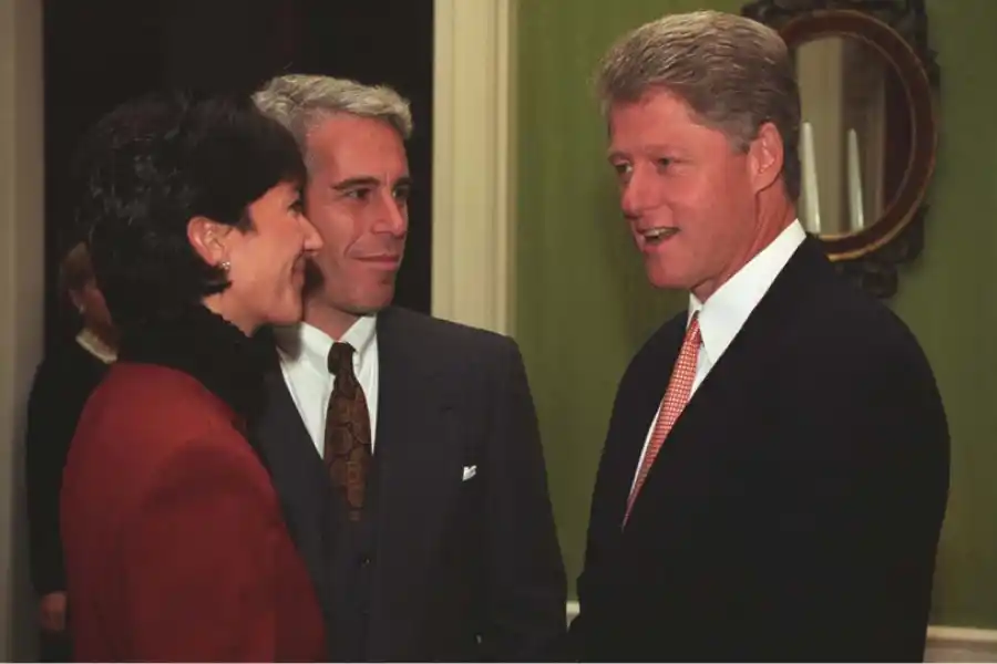 Bill Clinton y Donald Trump entre los pasajeros de los jets privados de Jeffrey Epstein