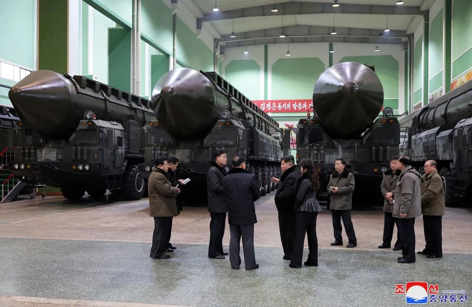 Corea del Norte habría enviado misiles a Rusia