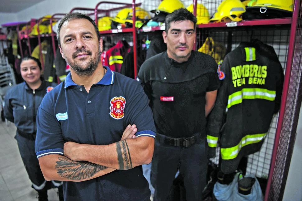 Qué urgencias atienden los bomberos cuando no apagan incendios