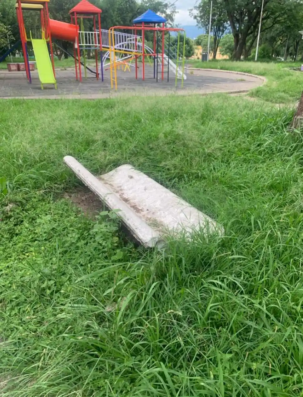 LA GACETA en WhatsApp: abandono de la plaza del barrio Modelo