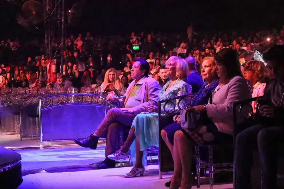 Mirtha Legrand asistió a un show de Fátima Florez en Mar del Plata y fueron ovacionadas por el público