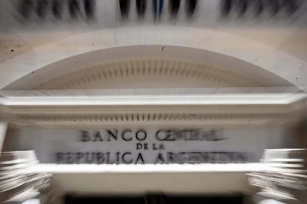 Por primera vez desde que asumió Milei, el Banco Central salió a vender dólares