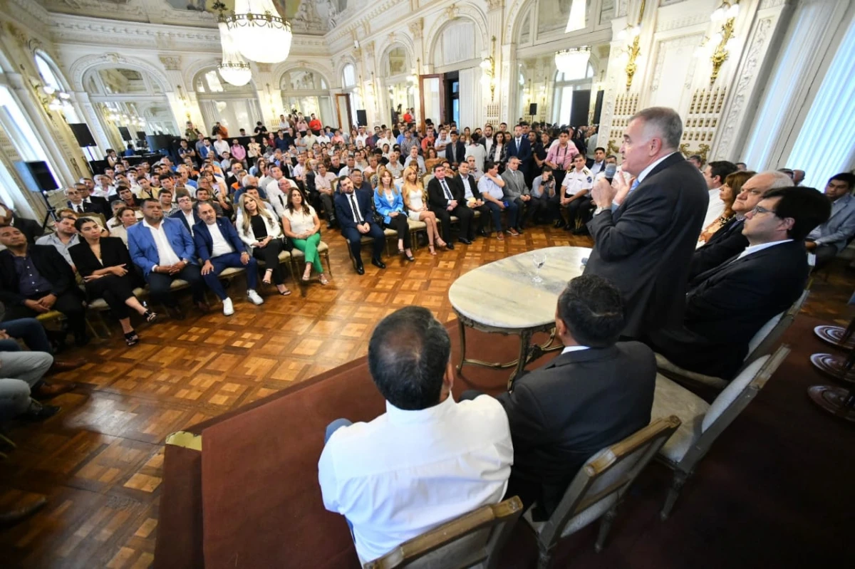 CONVENIO. El gobernador, Osvaldo Jaldo, volverá a citar a los intendentes para que firmen el nuevo acuerdo