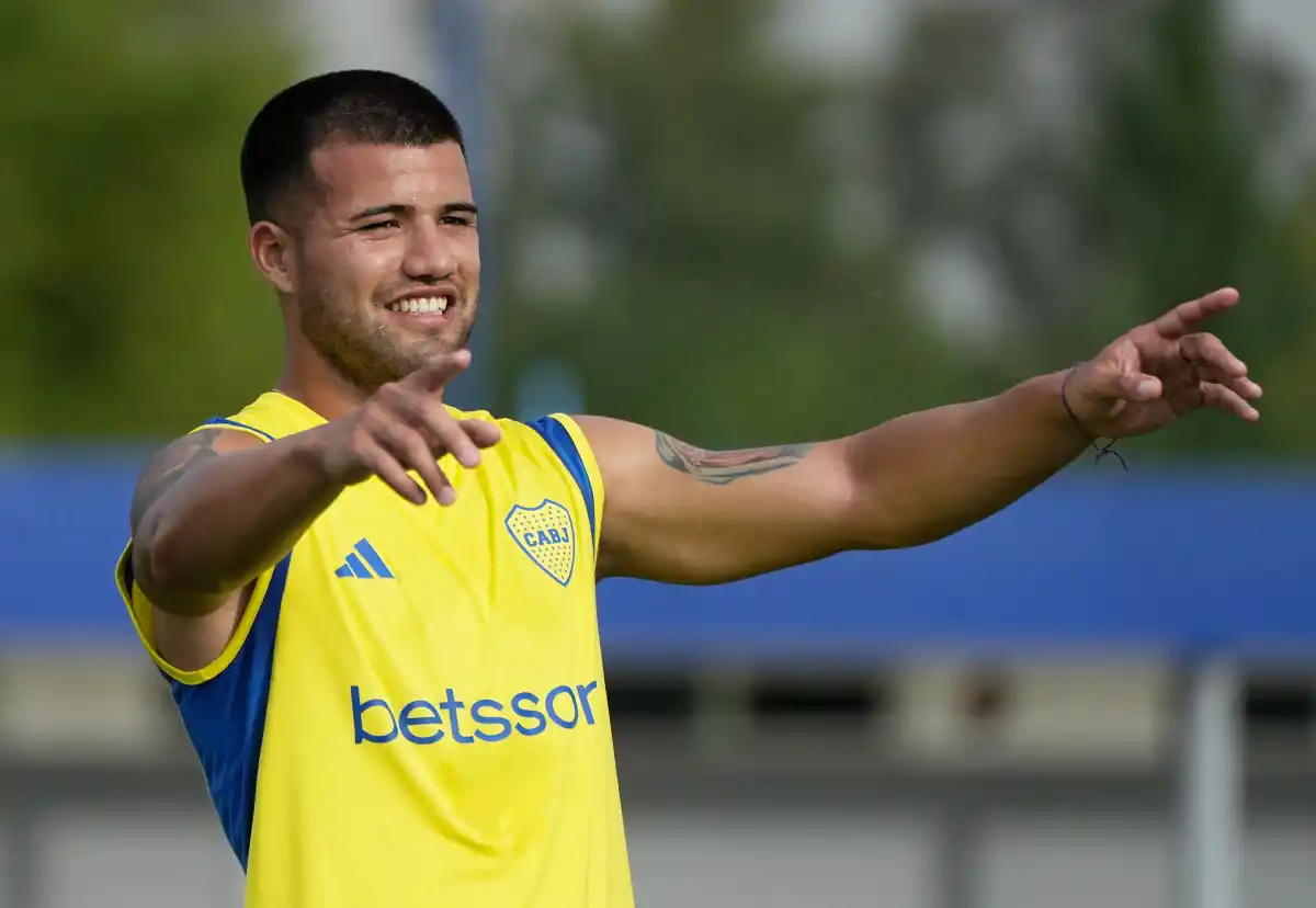 Boca Juniors al mundo: Martínez comanda la primera práctica abierta