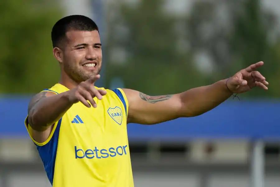 Boca Juniors al mundo: Martínez comanda la primera práctica abierta