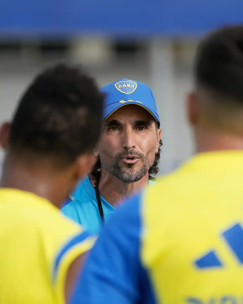 Boca Juniors al mundo: Martínez comanda la primera práctica abierta