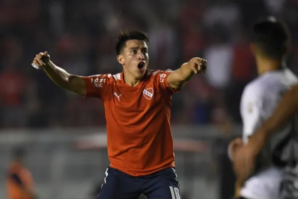 Independiente trabaja en los escritorios para que Maestro Puch pueda jugar