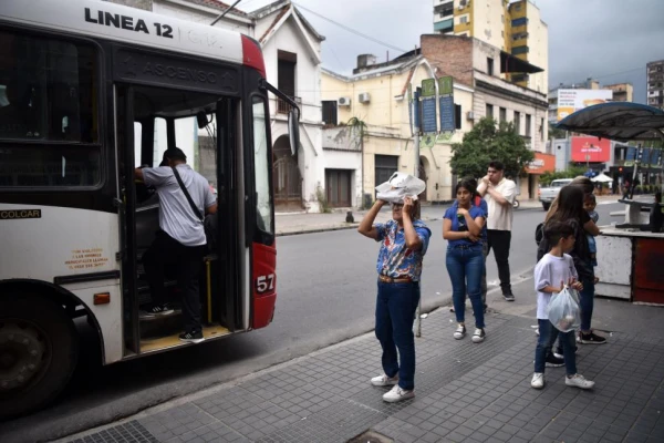 Crisis del transporte: Es muy extraño que la restricción sea solo en capital, dijo Nieva