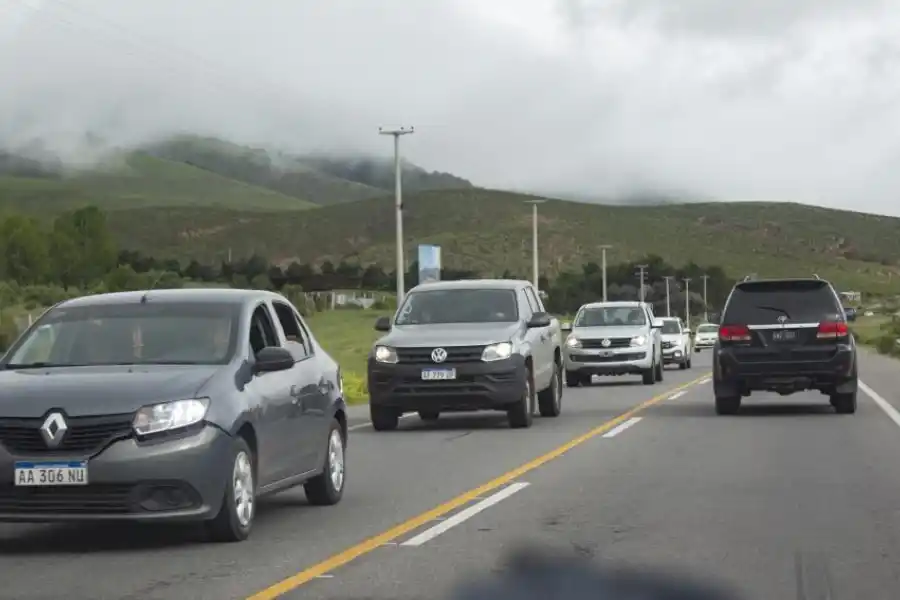 Tafí del valle seduce con sus paisajes y sus precios