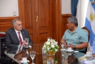 Crisis del transporte en Tucumán: de qué hablaron Osvaldo Jaldo y César González