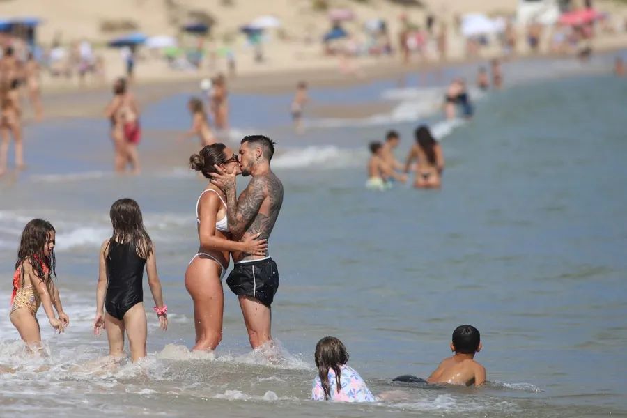 Camila Homs y su novio José