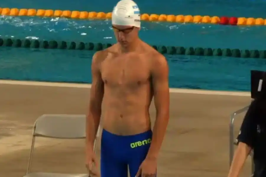 Con 17 años, un nadador tucumano ya logró un podio nacional y sueña con llegar a la Selección