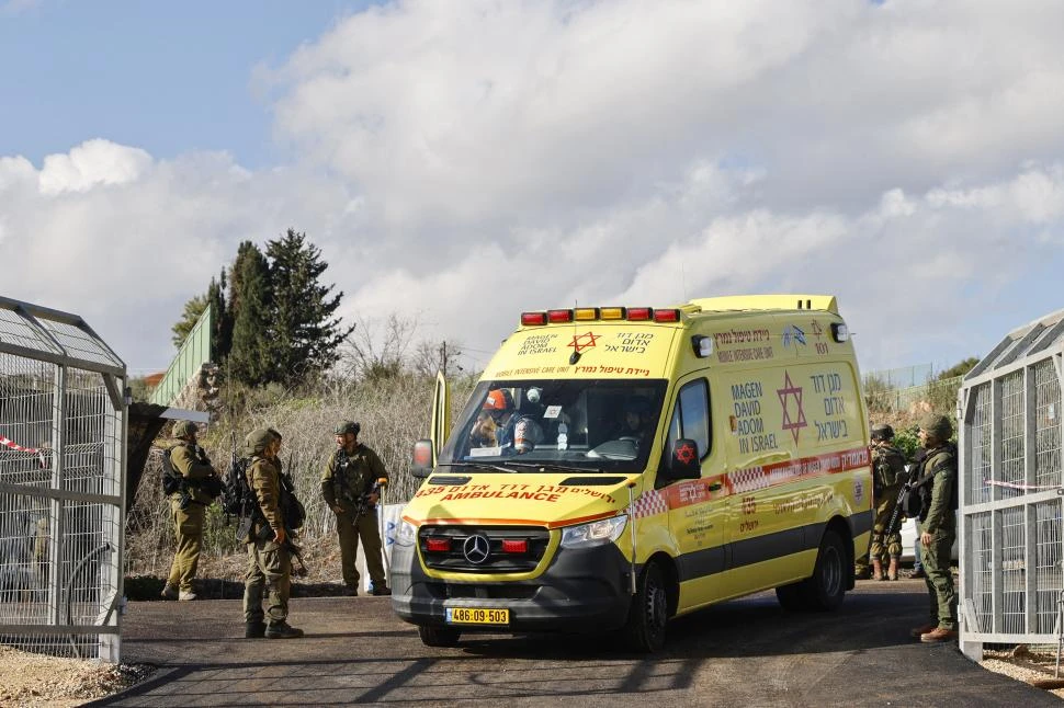 PARÉNTESIS NECESARIO. Israel y Hamas acordaron un breve alto el fuego, para que ingresen medicamentos para rehenes y para la población civil. afp