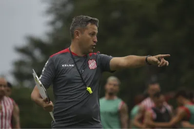 Diego Flores habló sobre el mercado de pases de San Martín: Pensamos incorporar uno o dos jugadores más