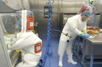 Tuvo covid-19 durante dos años y el virus mutó 50 veces en su organismo