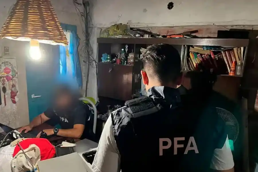 Detención del imputado por amenazas en su domicilio en Rafael Castillo.