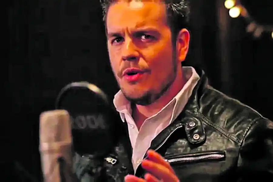 FERNANDO DE LA ORDEN. Un repertorio lírico pop en Santa Marta Restó.