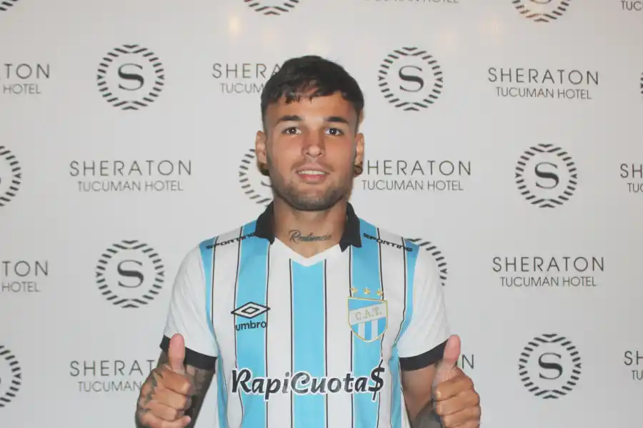 Néstor Breitenbruch ya firmó su contrato con el club