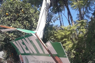 Vandalismo en Yerba Buena: denuncian daños millonarios a carteles inmobiliarios