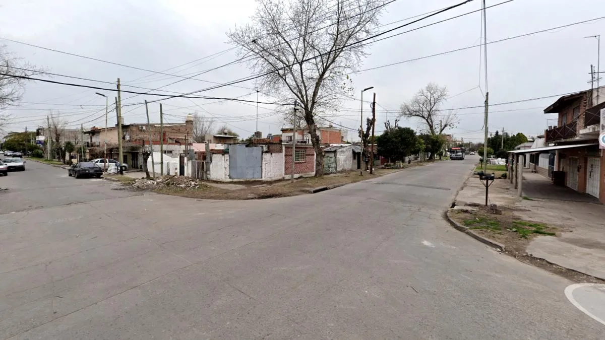 La esquina de Villa Centenario donde fue baleada la niña de 9 años. (Street view)