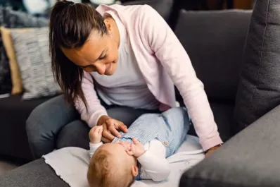 Tras el último aumento, ¿cuánto debe cobrar por hora una niñera en diciembre de 2024?