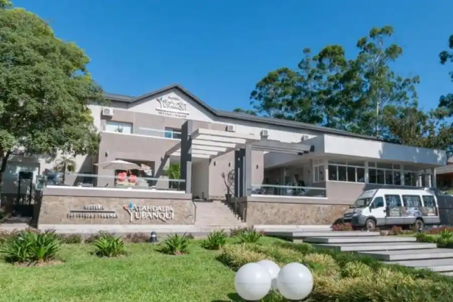 Cómo se hizo el reloj de Tafí Viejo que es único en el continente