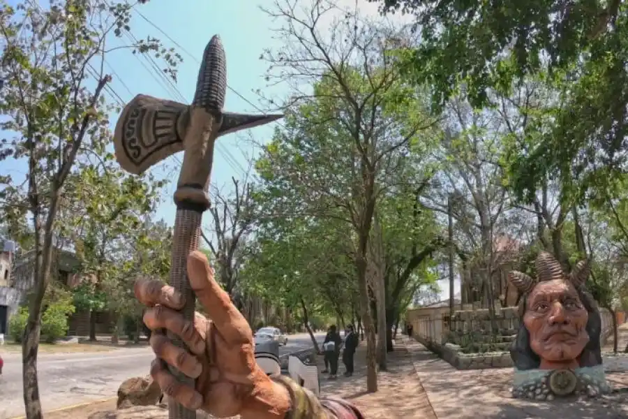 Cómo se hizo el reloj de Tafí Viejo que es único en el continente