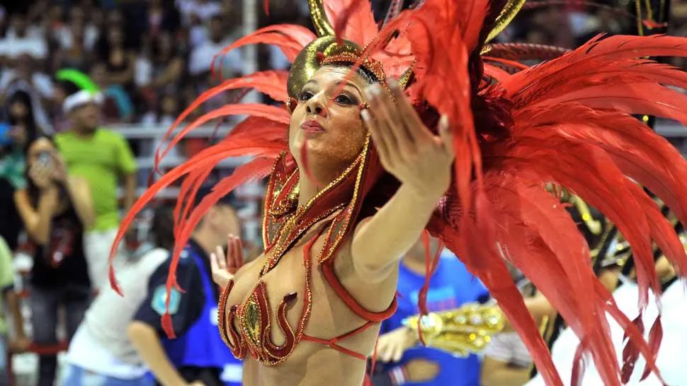 Carnaval Gualeguaychú: precios para una escapada llena de color y comparsas