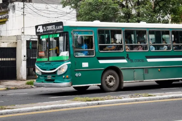 Cambian los recorridos de 10 líneas de colectivos por la reparación de la Crisóstomo Álvarez