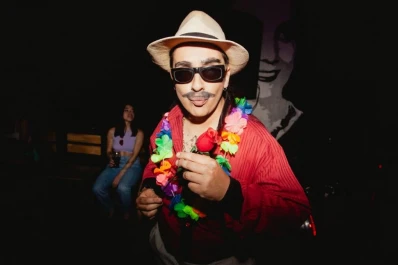 Antonio Tríos anima el karaoke que se hará en Pangea