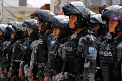 Ecuador: los policías no deben tener tatuajes
