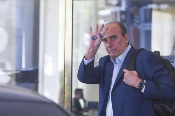 Francos, a los gobernadores: Milei se siente con espaldas por el 56% de los votos que obtuvo con este discurso