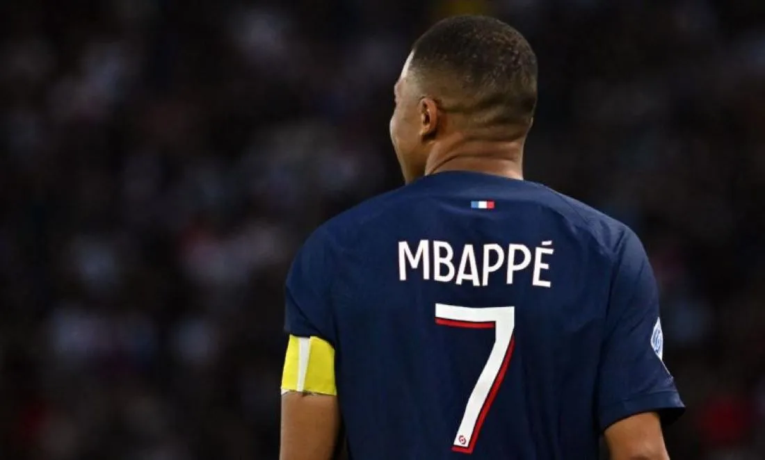 MILLONES. Mbappé quiere ganar mucho dinero en Real Madrid.