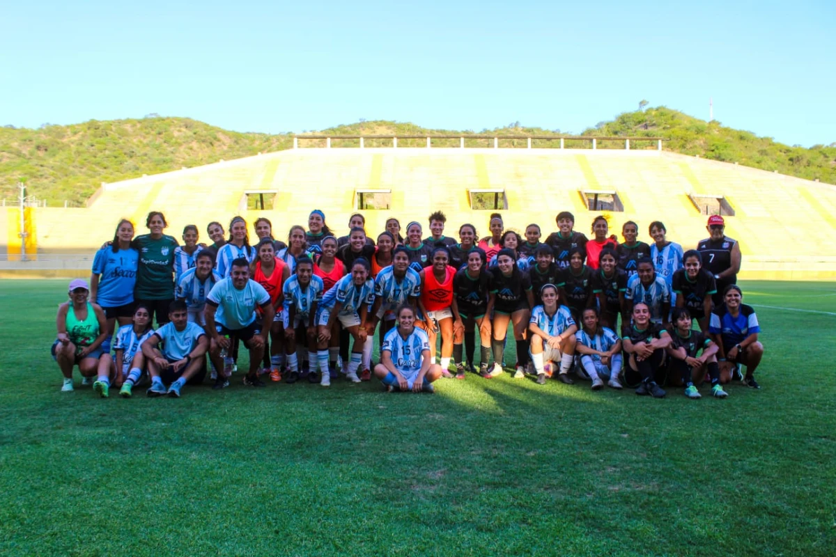 AMISTOSOS. Antes de viajar a Buenos Aires, la delegación de Atlético jugó dos partidos amistosos en Catamarca.