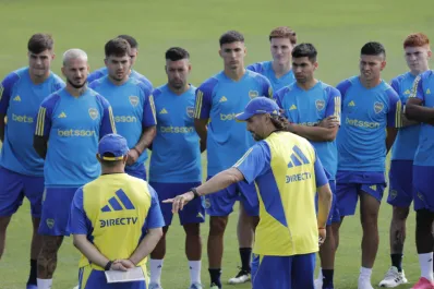 Con Martínez definiendo el 11, Boca continúa en la búsqueda de refuerzos