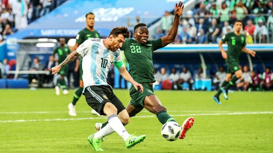 EN 2018. Messi en acción ante Nigeria durante el partido en el Mundial de Rusia.