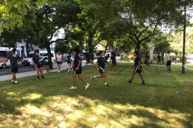 Llegó como refuerzo, idolatra a Ibrahimovic y buscará ser la goleadora de Atlético en la Copa Federal