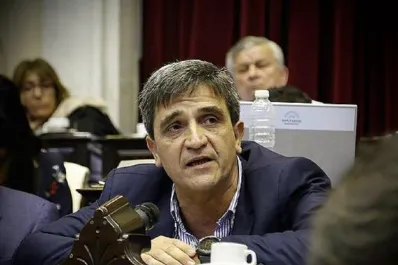 Pablo Yedlin fue distinguido como uno de los 10 mejores senadores de 2023