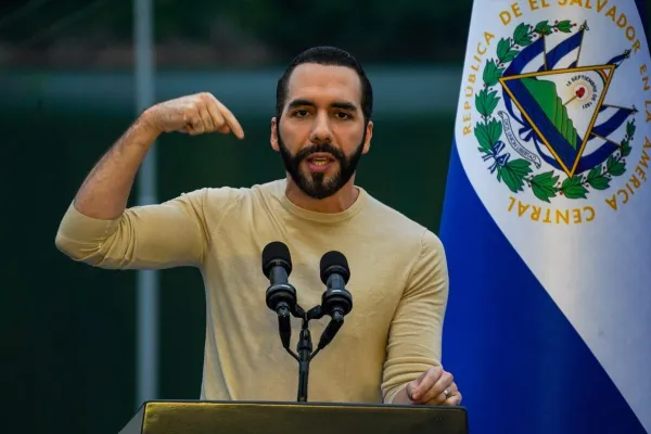 El Salvador: Bukele se encamina a una victoria electoral gracias a la represión de las pandillas