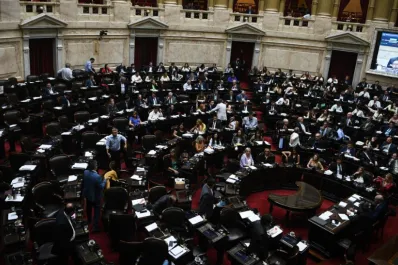 Ley ómnibus: ¿Qué empresas podrían ser privatizadas y cuáles no?